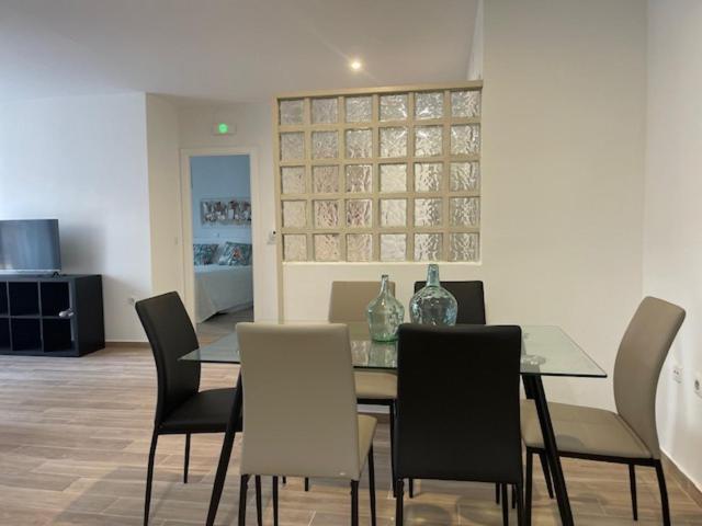 Apartamentos Turisticos Los Barruecos Caceres Bagian luar foto