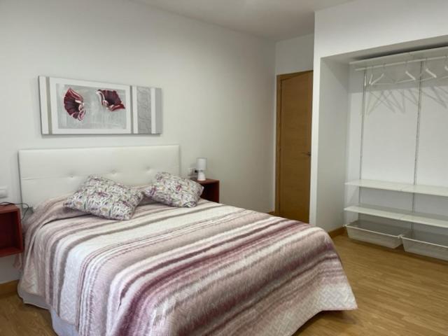 Apartamentos Turisticos Los Barruecos Caceres Bagian luar foto